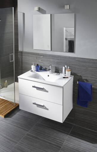 Pose d'appliques pour salle de bain